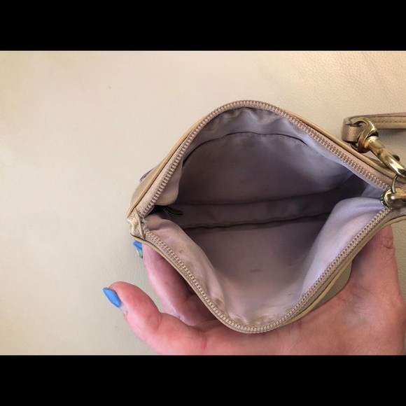 Coach floral fabric and leather wristlet - Picture 3 of 4